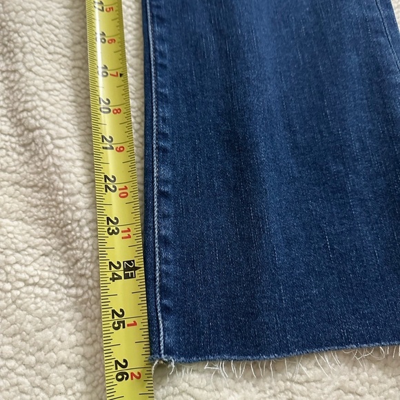 Loft Curvy Kick Crop Jeans Boot cut  Womens Size 2/26 High Rise Cotton Stretch - Picture 7 of 12